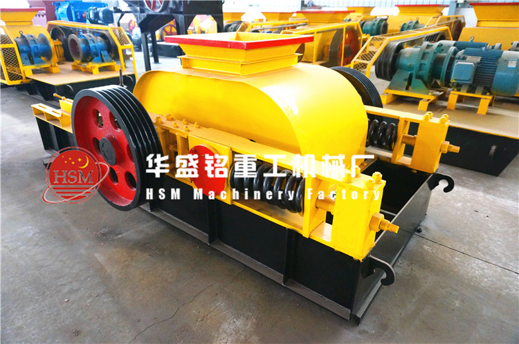 對(duì)輥破碎機(jī)發(fā)貨圖